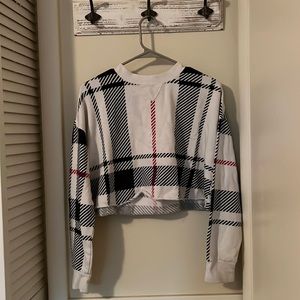 Crop topped sweat shirt